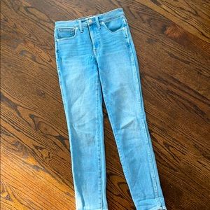 MADEWELL 10" High-Rise Skinny Jeans in Hamden Wash